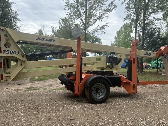 2019 JLG T500J-2