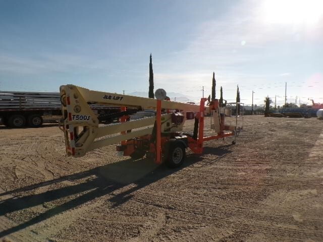 2019 JLG T500J-5