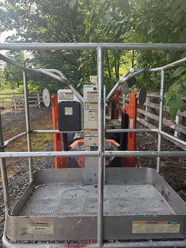 2019 JLG T350-4