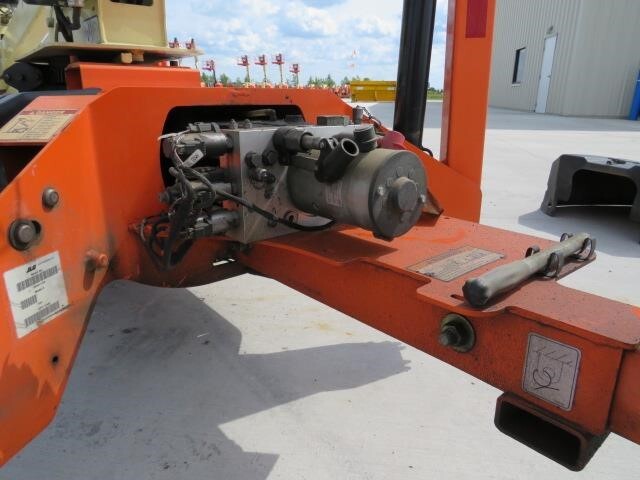 2019 JLG T350-22