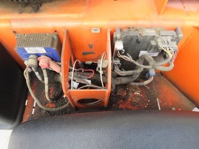 2019 JLG T350-20