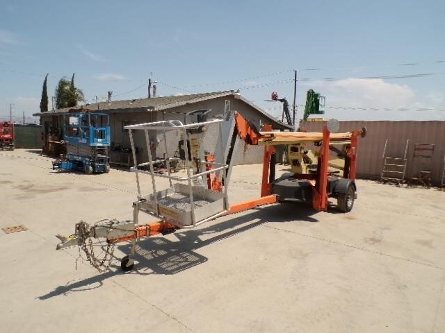 2019 JLG T500J-2