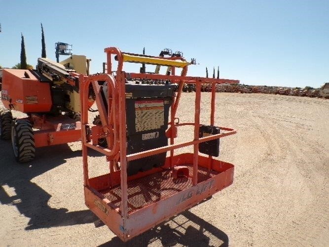 2018 JLG 340AJ-17