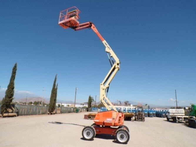 2018 JLG 340AJ-23