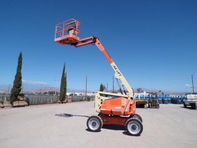 2018 JLG 340AJ-22