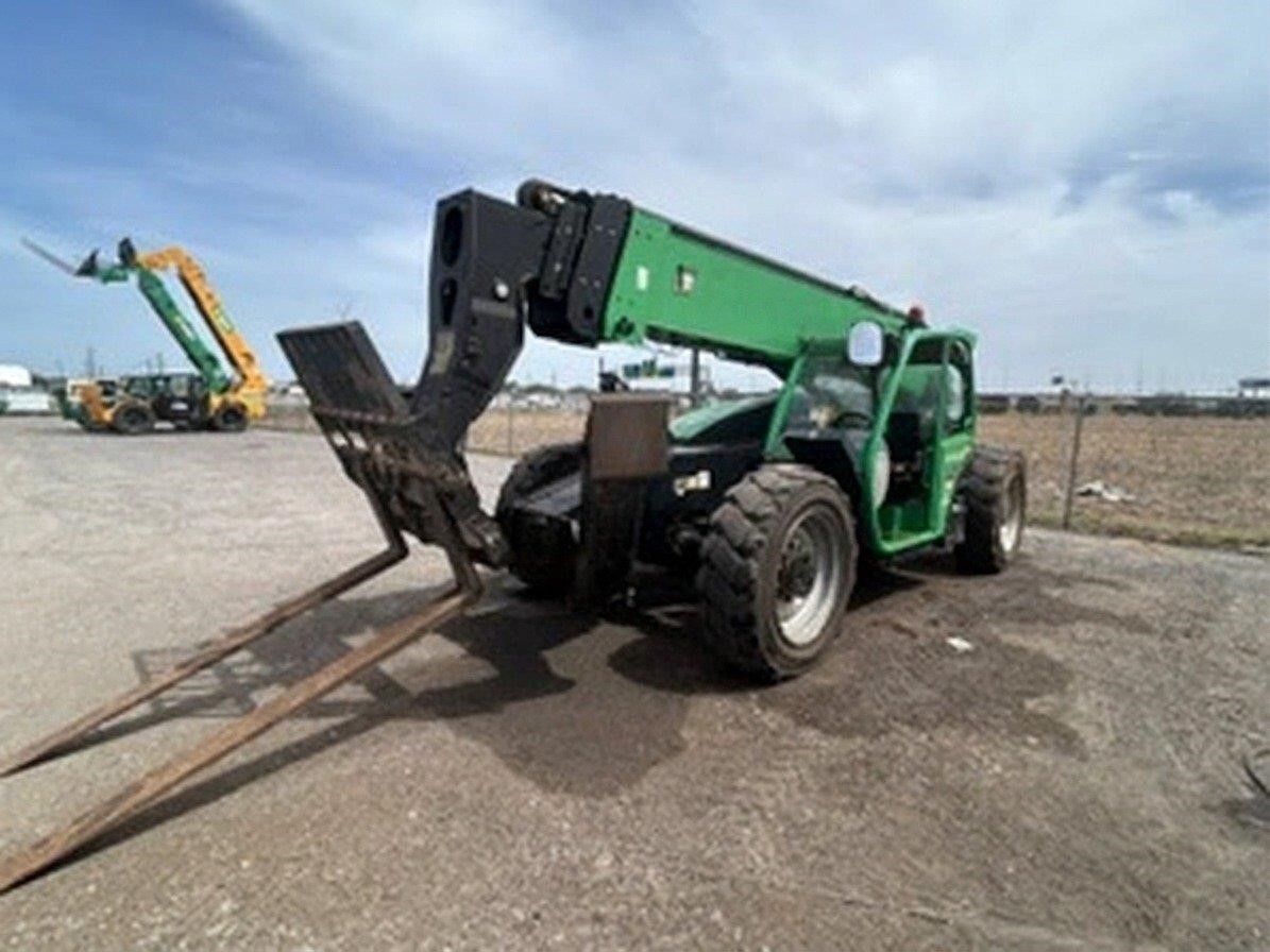 2017 JLG 1255-2