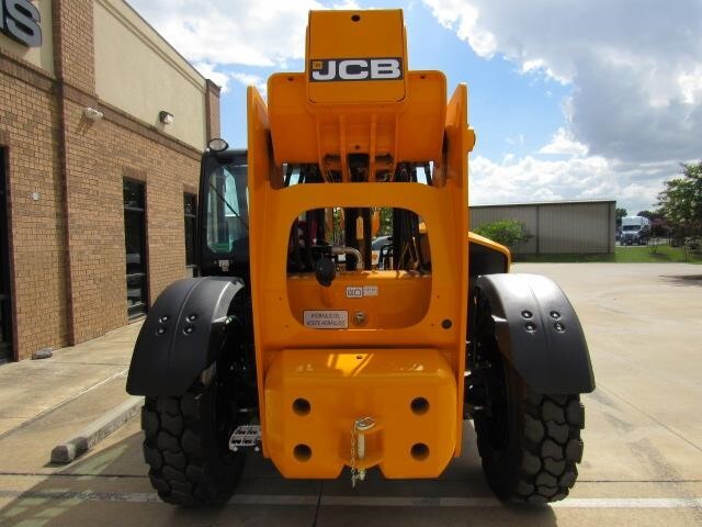 2026 JCB 506-36-7