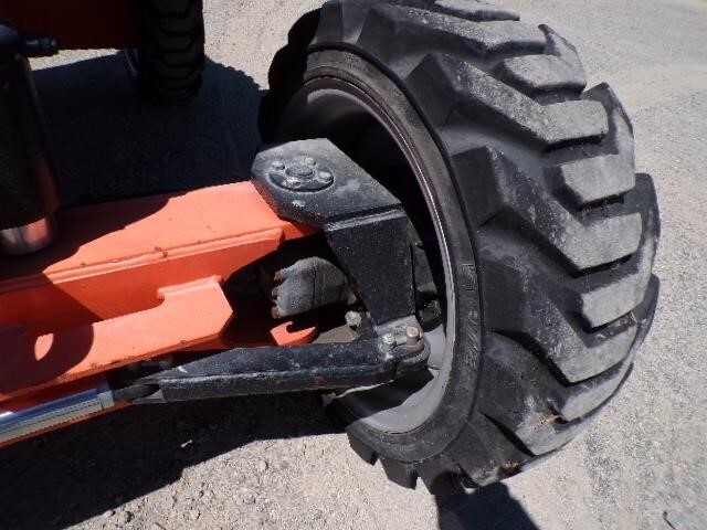 2018 JLG 340AJ-8
