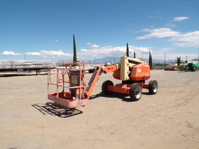 2018 JLG 340AJ-2