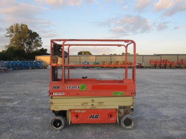 2019 JLG 1930ES