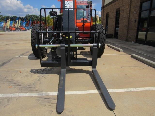 2026 SkyTrak 8042-7