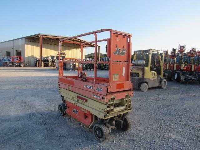 2019 JLG 1930ES-4