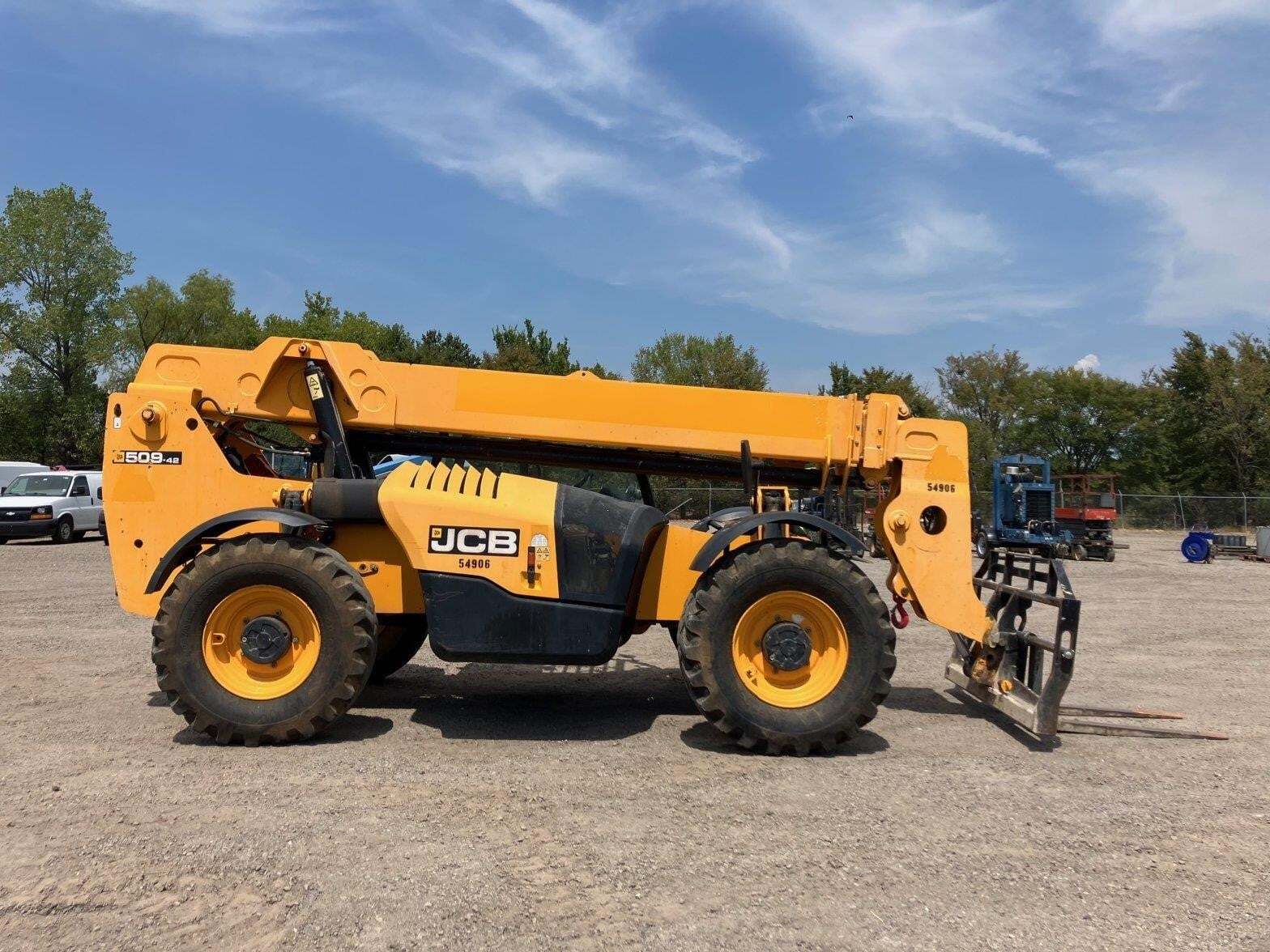 2019 JCB 509-42-3